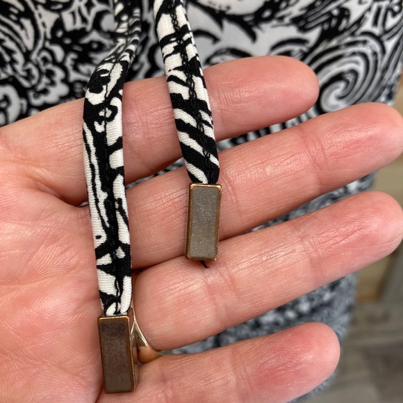 Liz Claiborne woman’s top - Picture 2 of 12